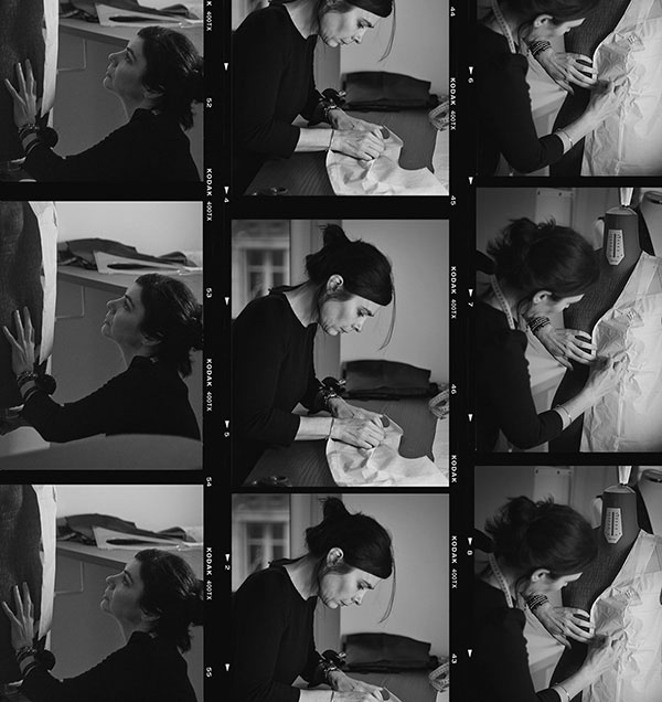 Edurne Moreno diseñando un patrón para un cliente