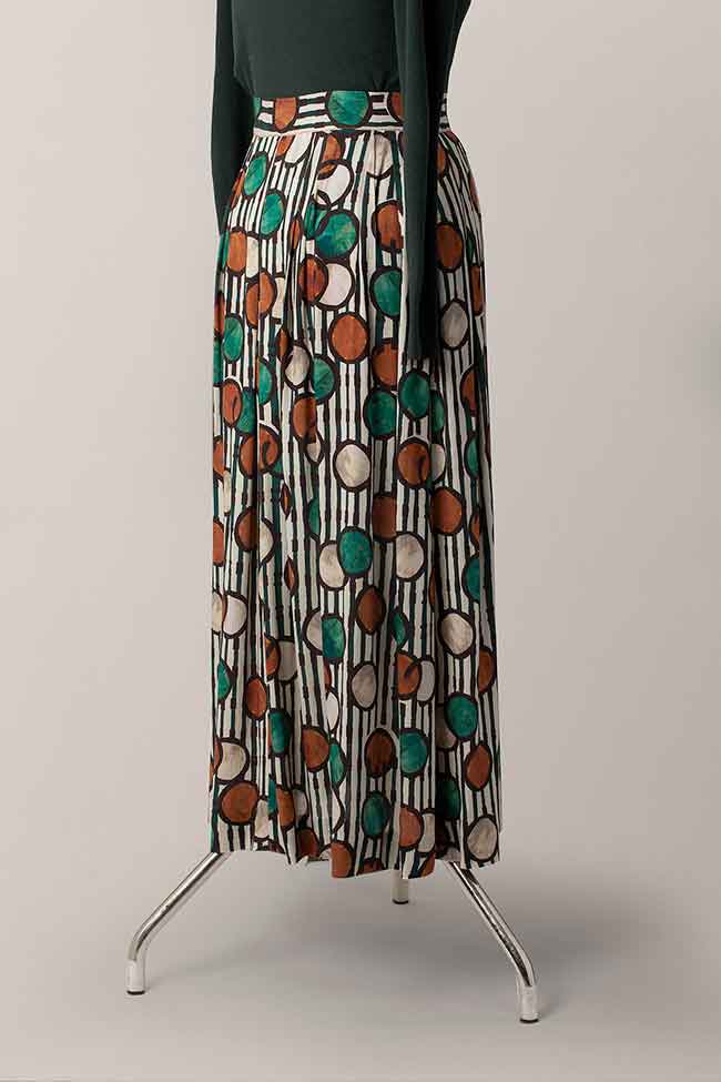 Falda larga estampado original rayas y topos.